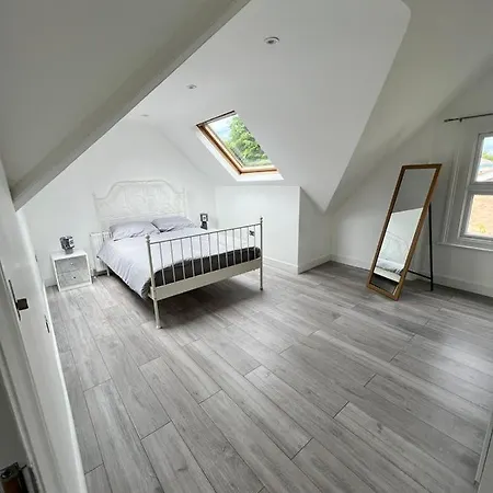 Lovely 2 Bedroom Flat With Roof Terrace In London Nw6 Exterior photo
